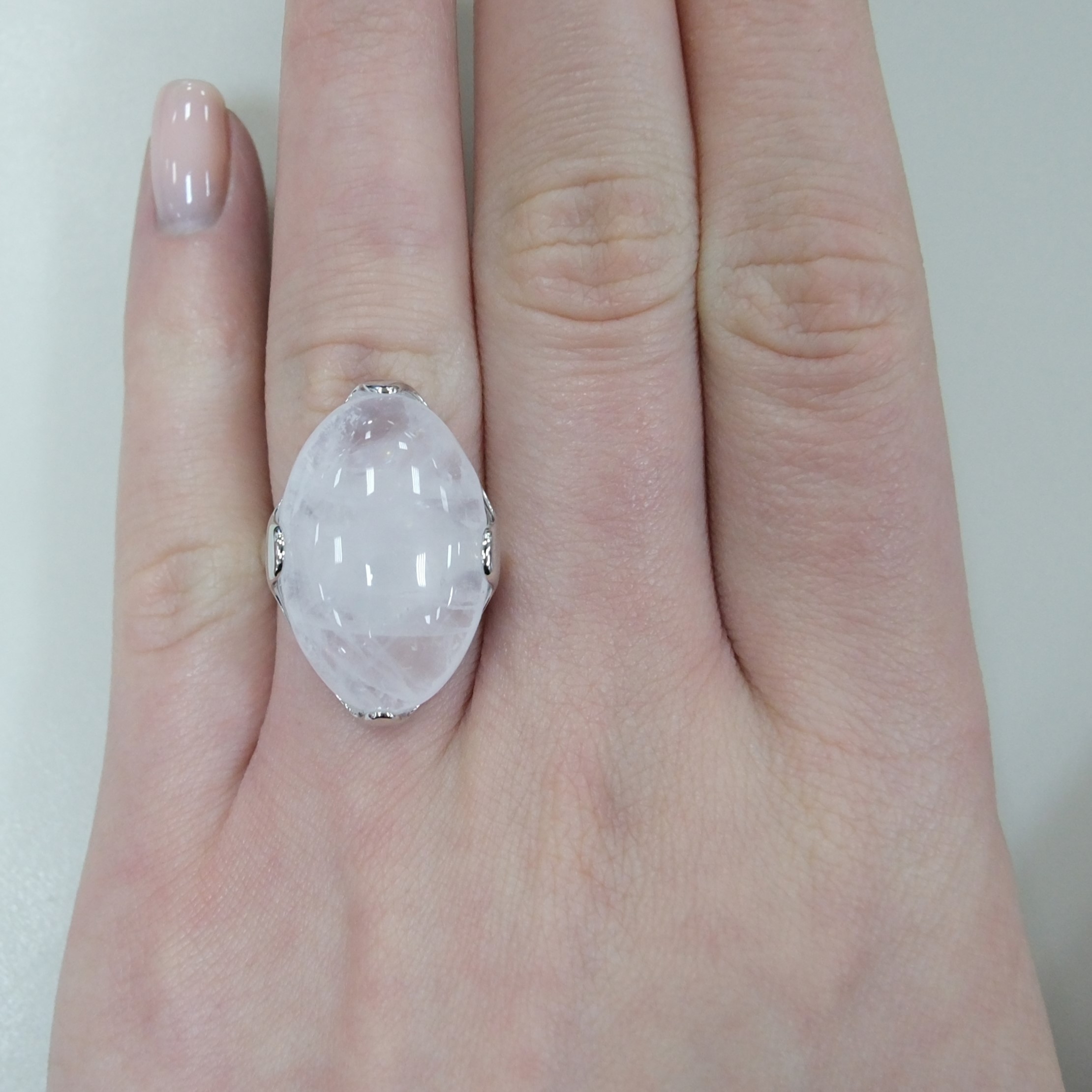 Серебряное кольцо с розовым кварцем